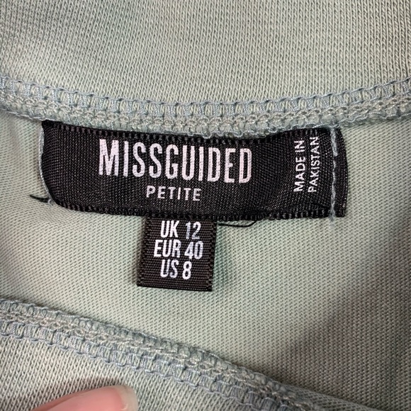 light blue green crop top - Picture 2 of 3